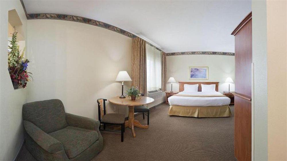 Wyndham Garden Anchorage Airport Hotel Eksteriør billede